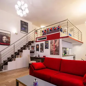 The Actors House By Napoliapartments Napoli